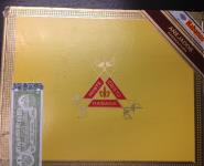 Montecristo Habanos Anejados packaging